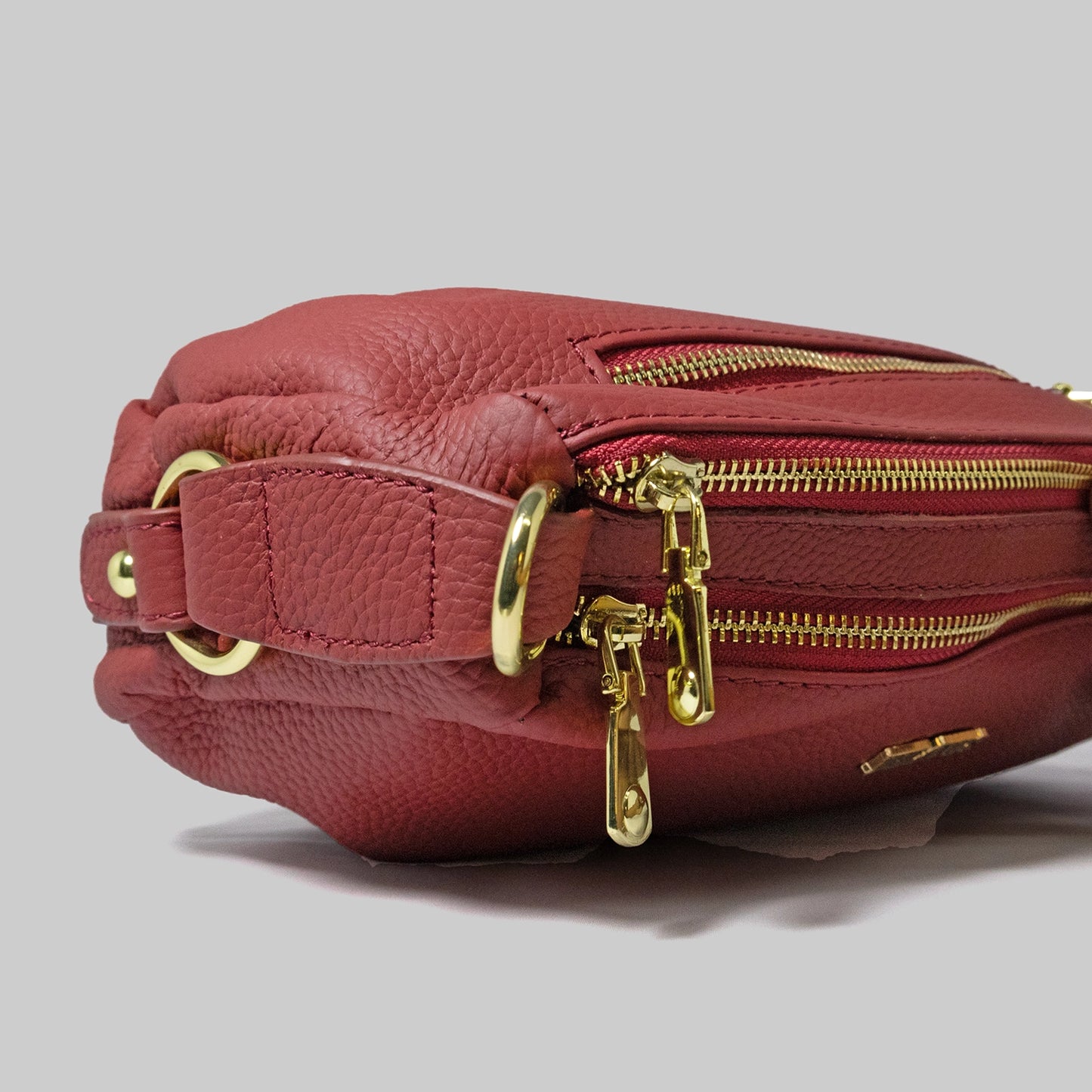 JELOUS Vittoria luxury leather shoulder bag in red with dual zipper compartments and adjustable strap – genuine cowhide handbag for women.
