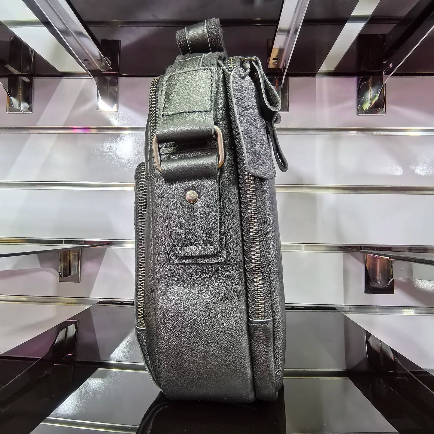 Jelous Vanguard Handbag